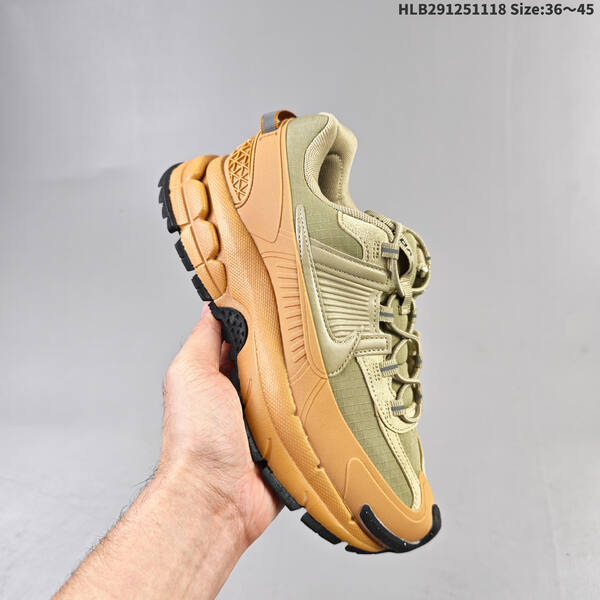 Nike Zoom Vomero Roam TPU lifestyle