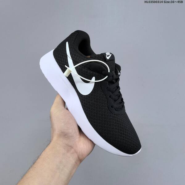 Nike Tanjun black white EU 36-45 running shoe