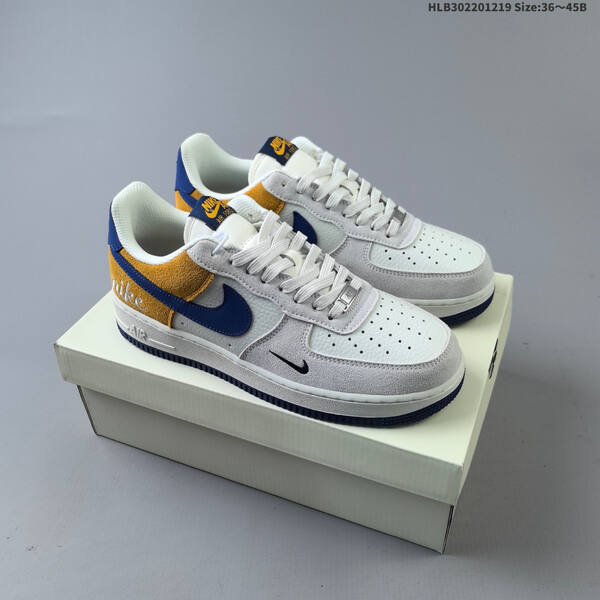 Nike Air Force 1 Low 07 x The North Face lifestyle