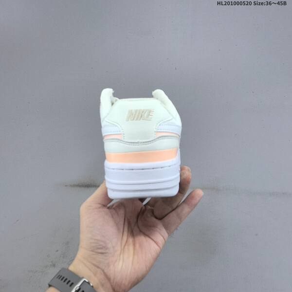 Nike Gamma Force off white white light peach EU 36-45 skate shoe