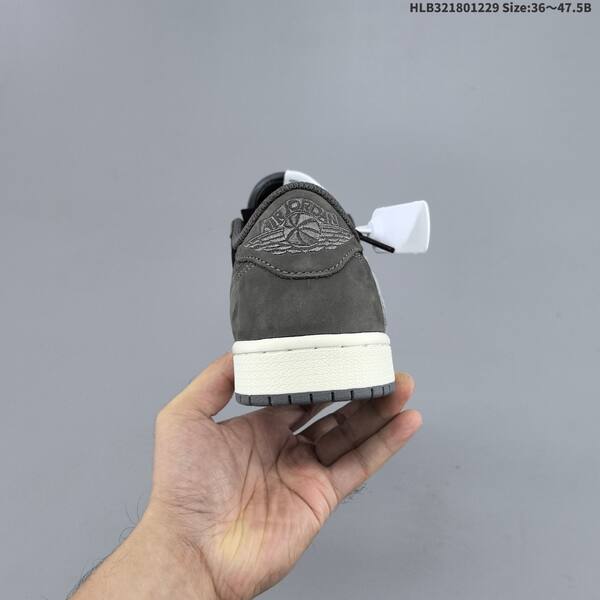 Jordan Travis Scott x Air Jordan 1 Low OG Reverse Mocha Black/White/Dark Mocha EU 36-47.5 basketball