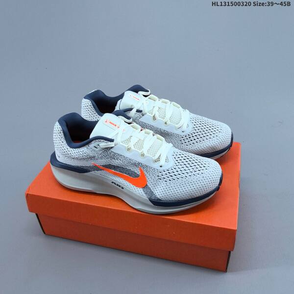 Nike Zoom Winflo 11 black white EU 36-45 running shoe