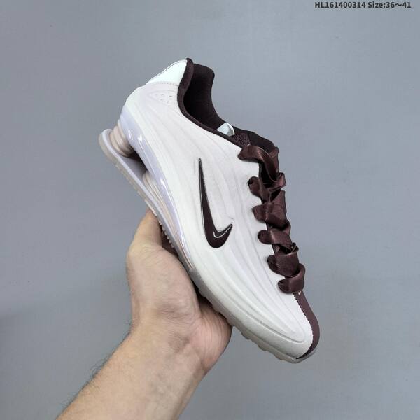 Nike Shox R4 IQ3364-627 off white burgundy light pink EU 36-41 sneaker