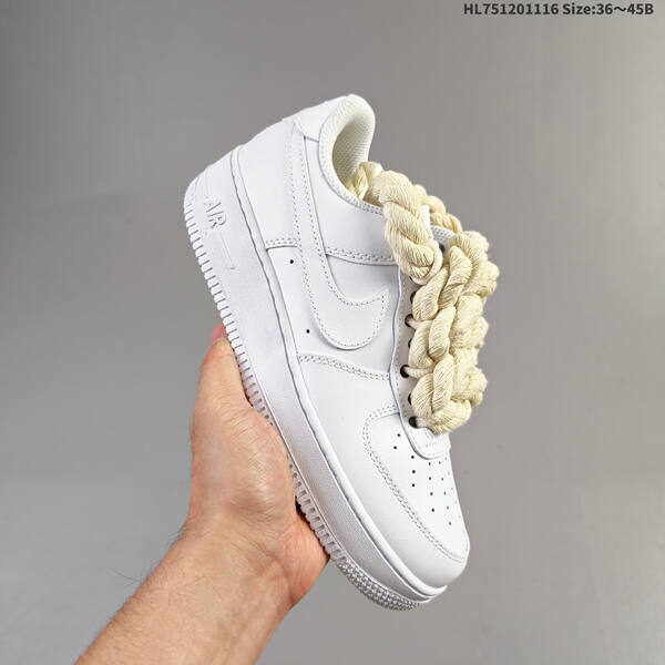 Nike AIR FORCE 1 07 lifestyle