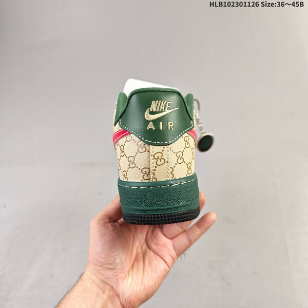 Nike AIR FORCE 1 07 lifestyle