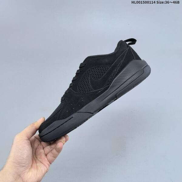 Jordan CMFT Era black/red EU 36-46 casual