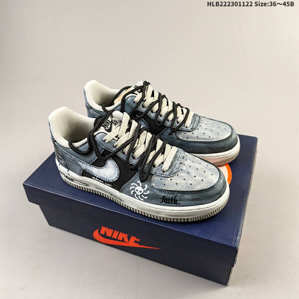 NIKE AIR FORCE 1 07LV CW6871 lifestyle