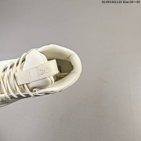 On Running THE ROGER CLUBHOUSE Mid HL491401125 Cream White Off White EU 36-45 Sneaker Casual Sneakers - Unisex BS-69764