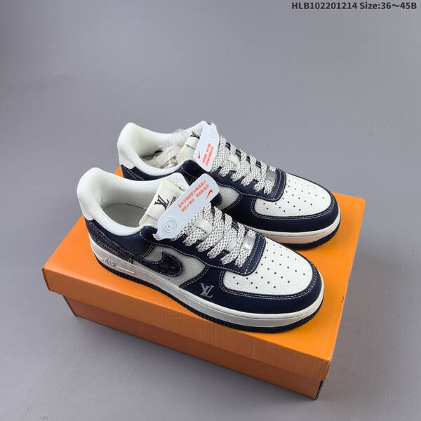 Nike Air Force1 07 low supreme lifestyle