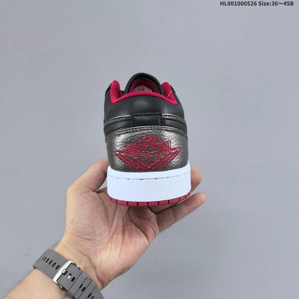 Jordan Air Jordan 1 Low black/silver/red EU 36-45 basketball