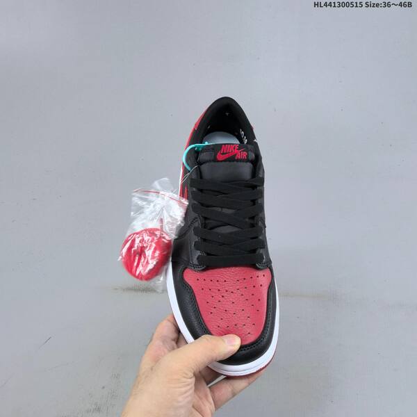 Jordan Air Jordan 1 Low OG Black/Red EU 36-46 basketball