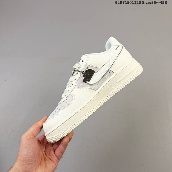 NIKE AIR FORCE 1 07 LV8 QY6818 lifestyle
