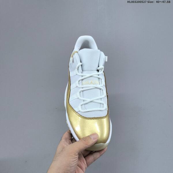Jordan Air Jordan 11 Retro Low White/Metallic Gold EU 40-47.5 basketball