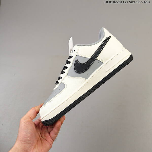 NIKE AIR FORCE 1 07 LV8 JP8028-0 lifestyle
