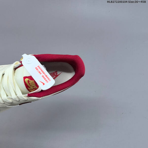 NIKE AIR FORCE 1 07 LV8 MZ9588-820 lifestyle