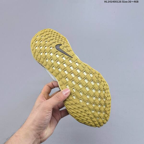 Nike Ava Rover wheat cream white dark brown EU 36-46 running shoe
