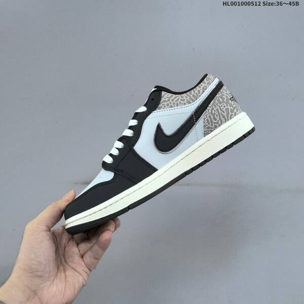 Jordan Air Jordan 1 Low PRM black/white/grey with blue accents EU 36-45 lifestyle