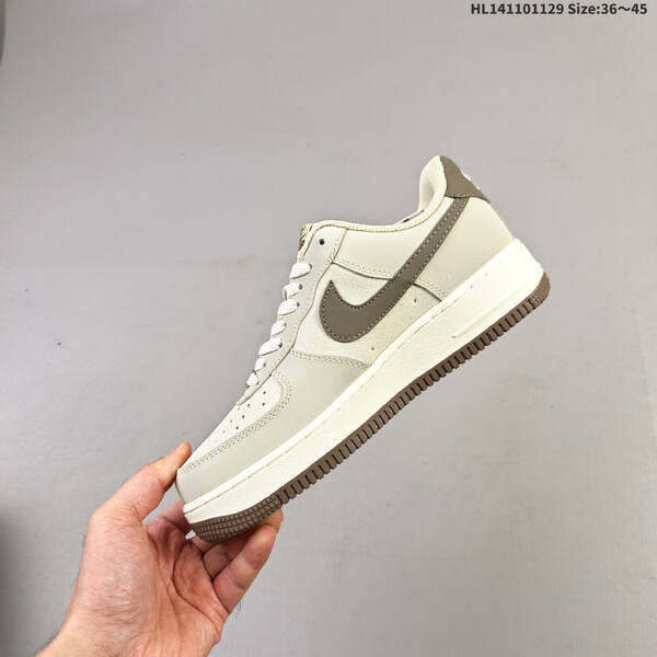 NIKE AIR FORCE 1 07 CJ9179-001 Si lifestyle