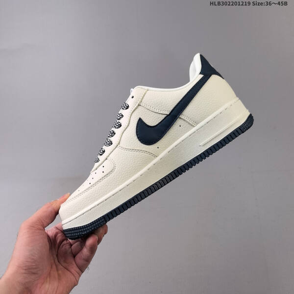 Nike Air Force 1 Low 07 x The North Face lifestyle