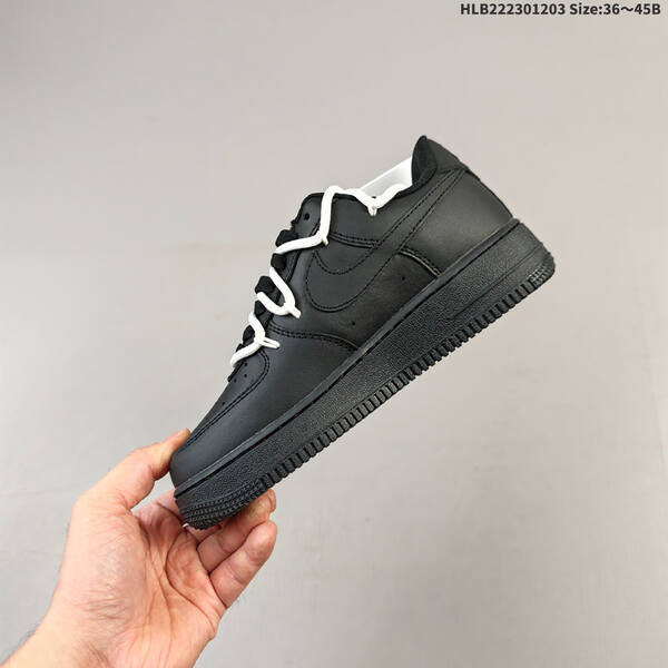 NIKE AIR FORCE 1 07 LX SU2305-14 lifestyle