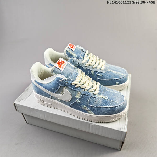 NIKE AIR FORCE 1 07LV LV2288 111 lifestyle