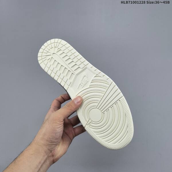 Nike Air Jordan 1 x Travis Scott white/grey/navy 36~45 lifestyle