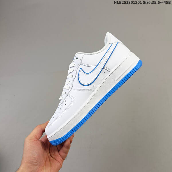 Nike AIR FORCE 1 07 lifestyle
