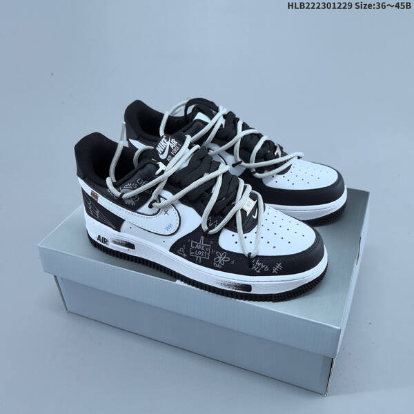NIKE AIR FORCE 1 07 LV8 ZH0316-0 lifestyle