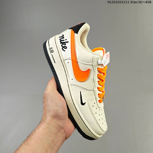 NIKE AIR FORCE 1 07 LV8 JP8028-0 lifestyle