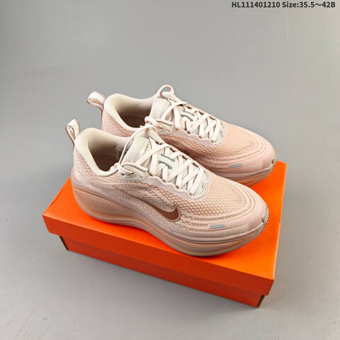 Nike VOMERO PLUS Run Nike VOMERO 18 IM6011 060 35 5 Lifestyle - Women's (BS-62785)