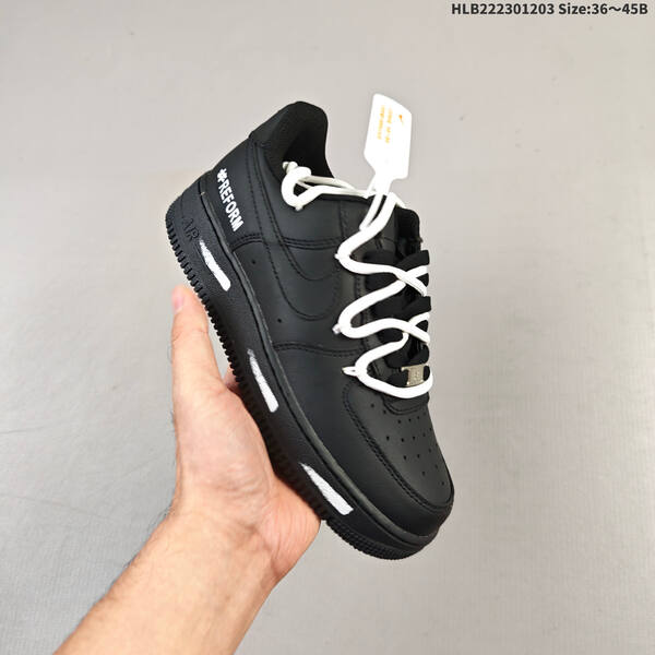 NIKE AIR FORCE 1 07 LX SU2305-14 lifestyle
