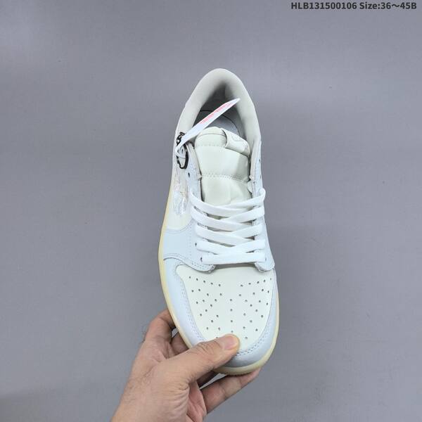 Jordan Air Jordan 1 Low OG White/Cream EU 36-45 basketball