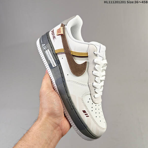 Nike AIR FORCE 1 07 lifestyle