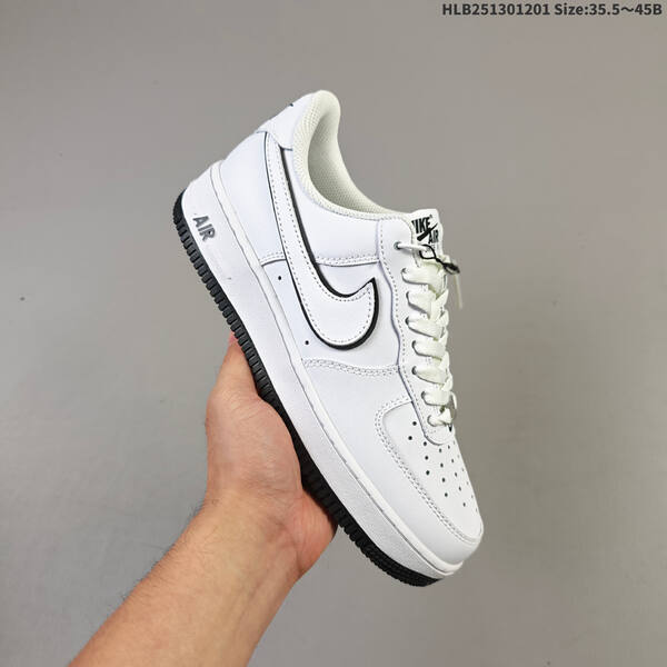 Nike AIR FORCE 1 07 lifestyle