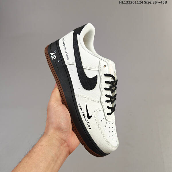 Nike AIR FORCE 1 07 lifestyle