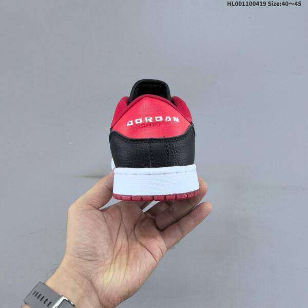 Jordan Air Jordan 1 Low black/red/white EU 40-45 basketball