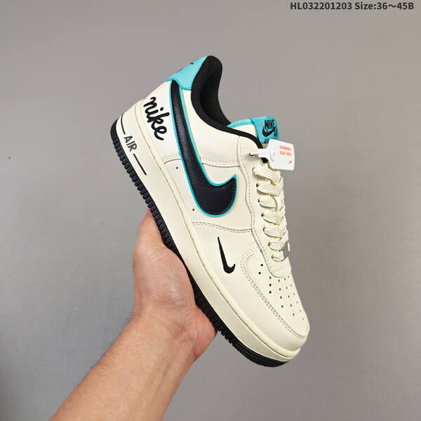 NIKE AIR FORCE 1 07 LV8 DF0188-1 lifestyle