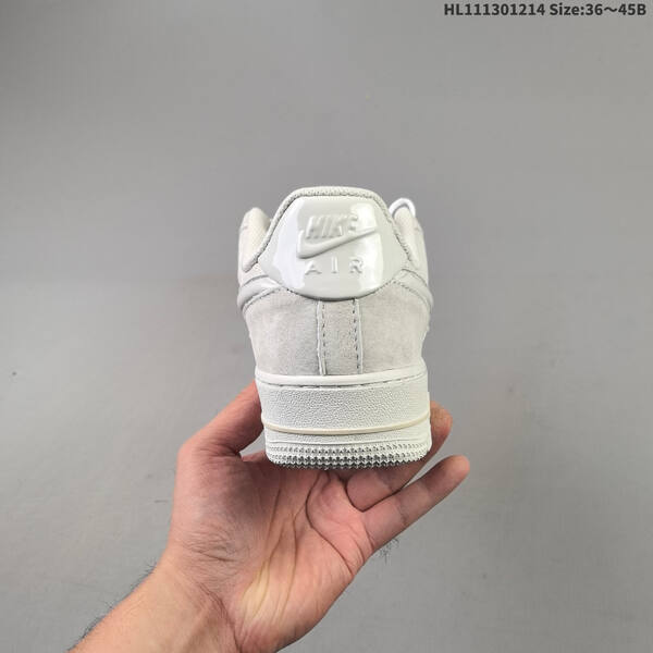 Nike Air Force1 07 low HV4406 001 lifestyle