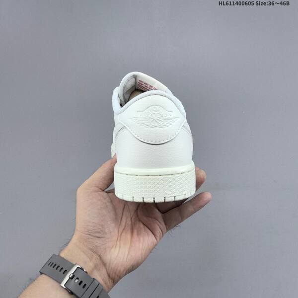 Nike Air Jordan 1 Low white/grey with red accents 36~46B basketball