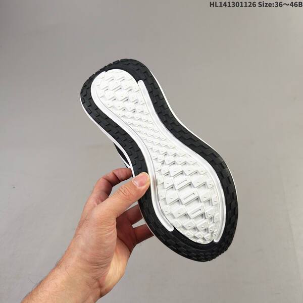 Nike VOMERO PLUS ReactX Air Zoom black white EU 36-46 running shoe