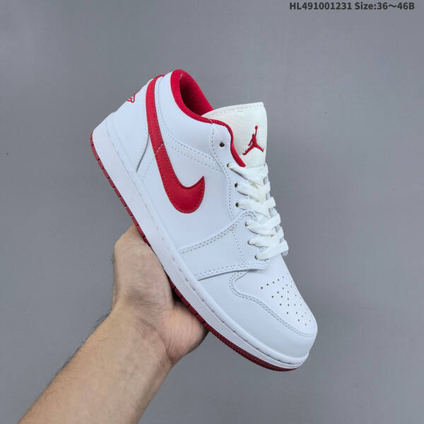 Jordan Air Jordan 1 Low white/navy EU 36-46 basketball