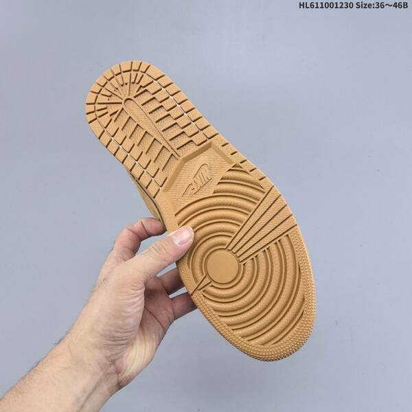 Jordan Air Jordan 1 Low HV4089-200 tan/brown suede with sail midsole and red accents EU 36-40 casual