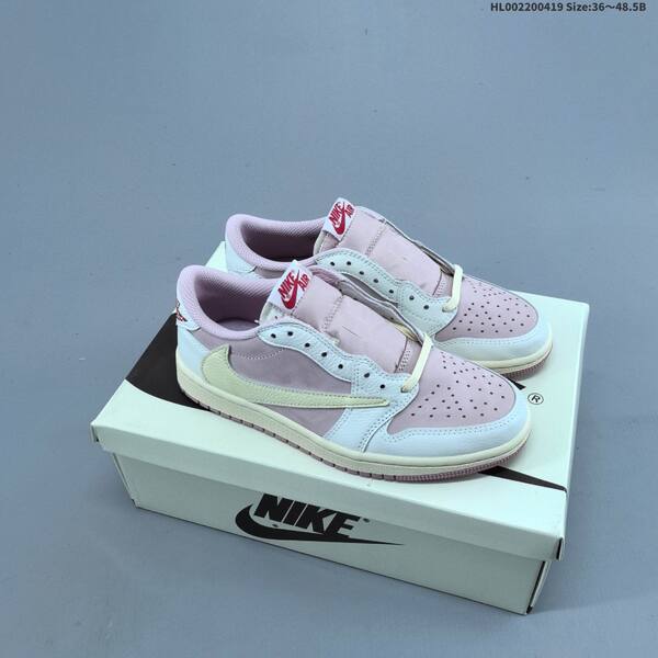 Jordan Travis Scott x Air Jordan 1 Low pink/white/cream EU 36-48.5 casual