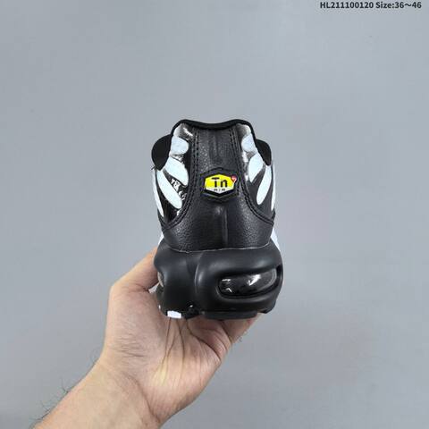 Nike Air Max Plus TN Black Grey White EU 36-46 Running Shoe - Unisex (BS-61881)
