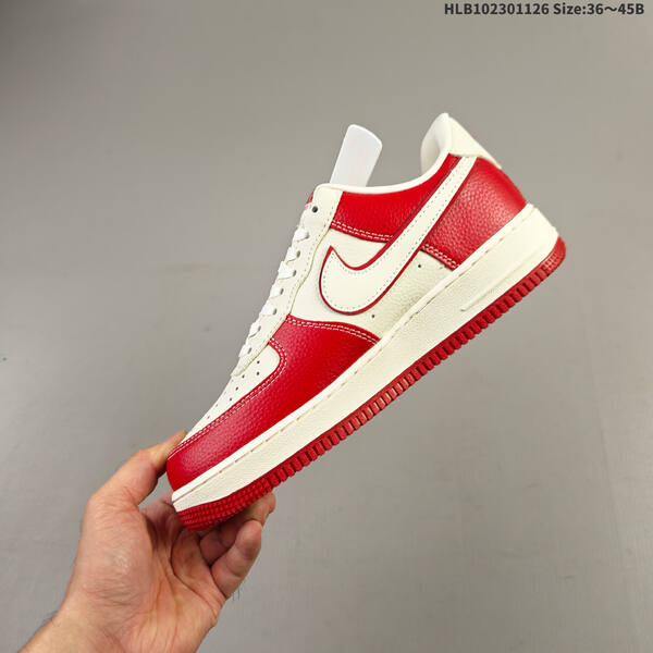 Nike AIR FORCE 1 07 lifestyle