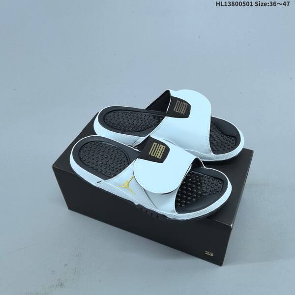 Jordan Hydro XI Retro white/black/navy EU 36-47 casual
