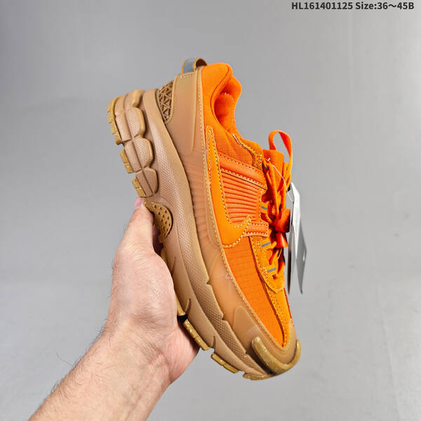 Nike Zoom Vomero Roam TPU lifestyle