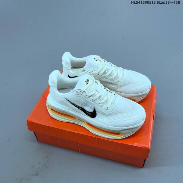 Nike Air Zoom Vomero Premium light purple blue red EU 36-46 running shoe