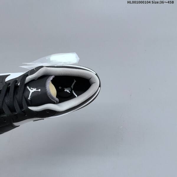 Jordan Air Jordan 1 Low Black/White/Gray EU 36-45 lifestyle