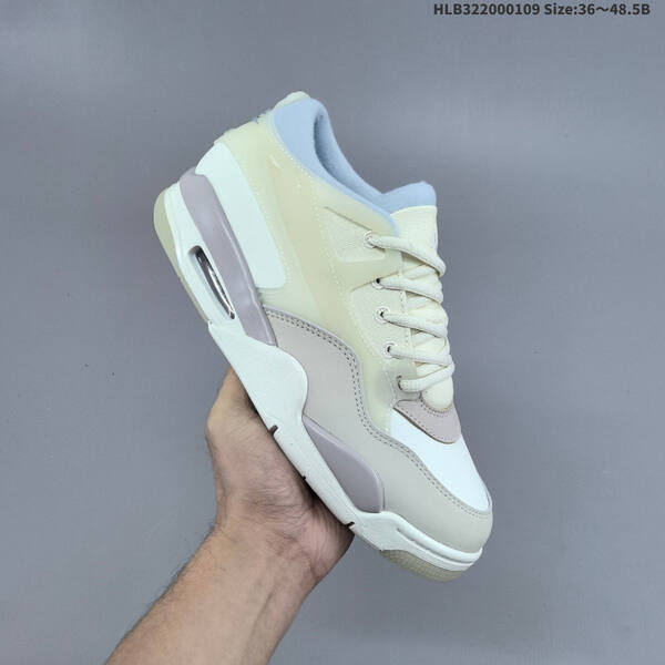 Jordan Air Jordan 4 RM IB8862-141 white/cream/light grey/lavender EU 36-48.5 casual